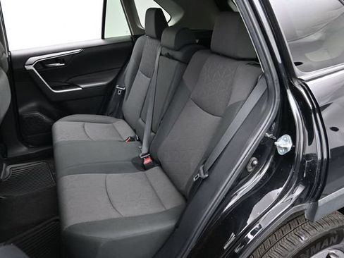 Used 2023 Toyota RAV4 XLE AWD/4WD image 27