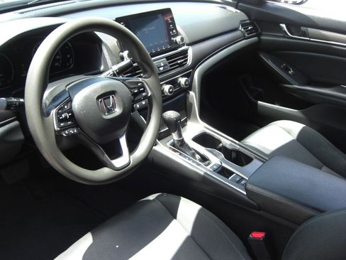 Used 2019 Honda Accord LX image 6