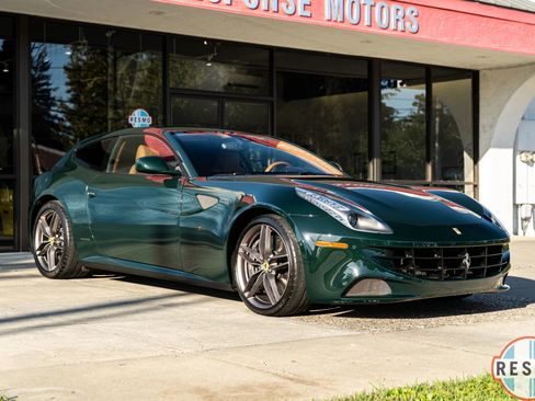 Used 2012 Ferrari FF image 16