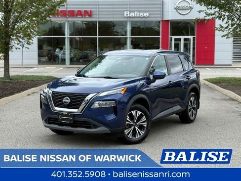 Certified 2022 Nissan Rogue SV image 1
