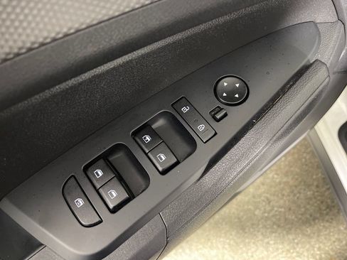 Used 2023 Kia Sportage LX AWD/4WD image 19