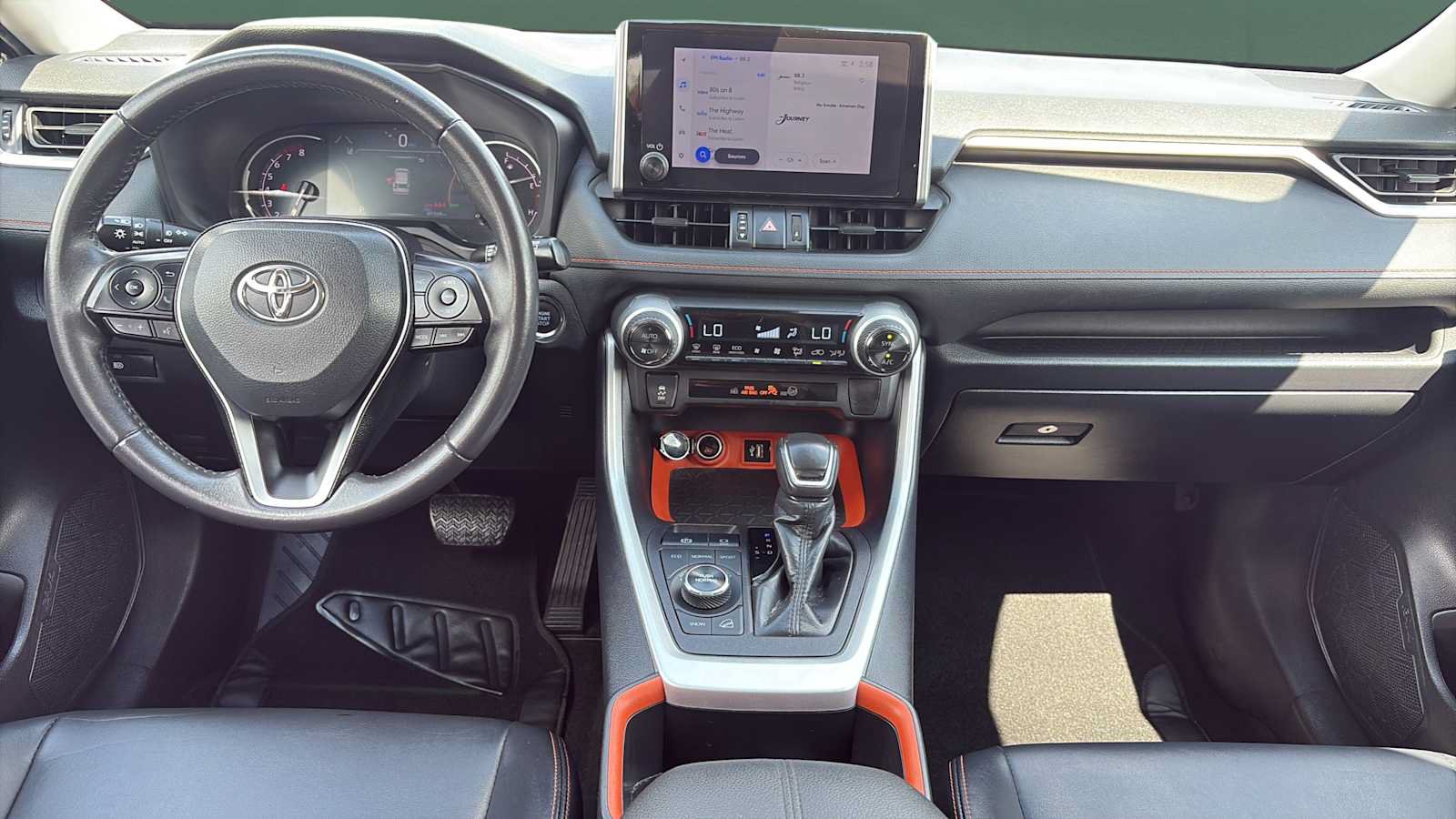 Used 2024 Toyota RAV4 Adventure AWD/4WD image 18