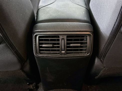 Used 2019 Nissan Rogue SV w/ Sun & Sound Touring Package AWD/4WD image 25