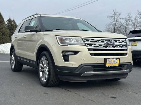 Certified 2018 Ford Explorer XLT w/ Equipment Group 202A image 49