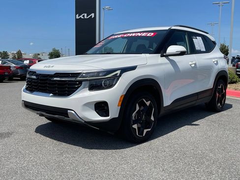 Certified 2026 Kia Seltos LX FWD image 3