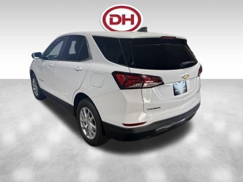 Used 2023 Chevrolet Equinox LT AWD/4WD image 9