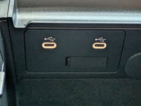 Used 2025 MAZDA MAZDA3 s image 24