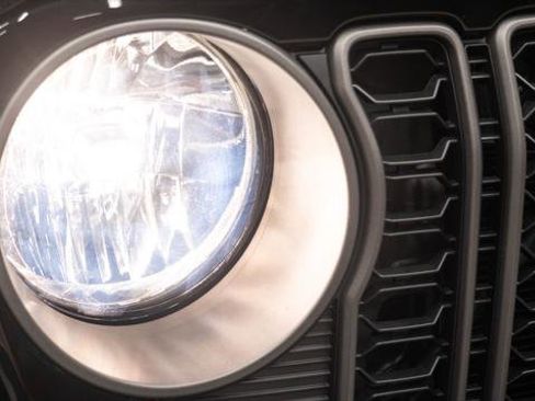 Used 2026 Jeep Wrangler Unlimited Sport AWD/4WD image 31