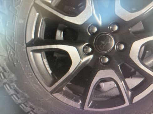Used 2025 Jeep Compass Trailhawk AWD/4WD image 15