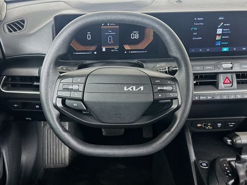 Used 2025 Kia K4 FWD image 18