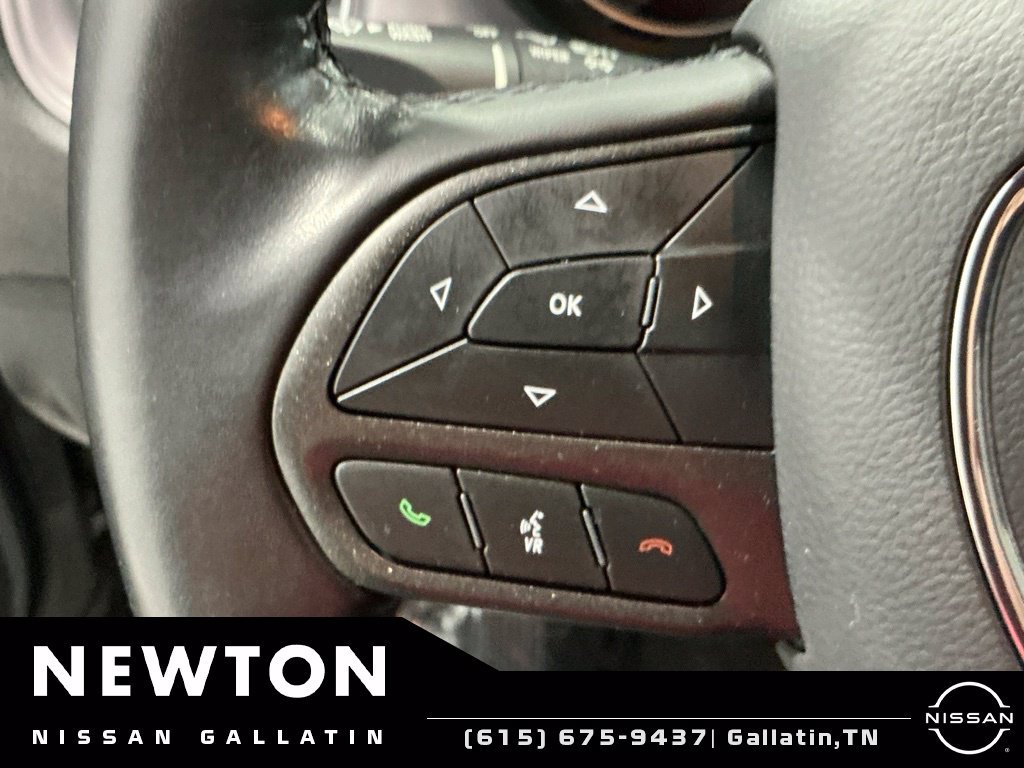 Used 2023 Dodge Charger SXT RWD image 12