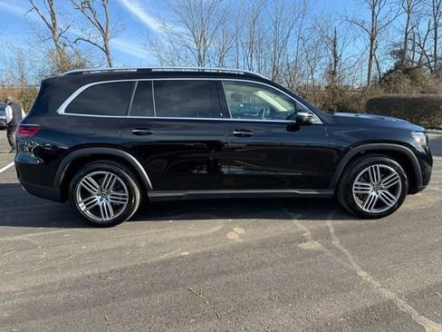 Certified 2026 Mercedes-Benz GLS 450 4MATIC image 4