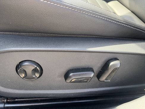 Used 2021 Volkswagen Jetta SE image 15