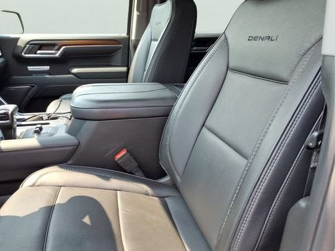 Used 2024 GMC Sierra 1500 Denali AWD/4WD image 18