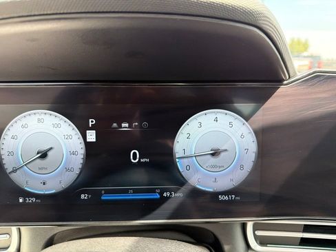 Used 2024 Hyundai Elantra Limited FWD image 28