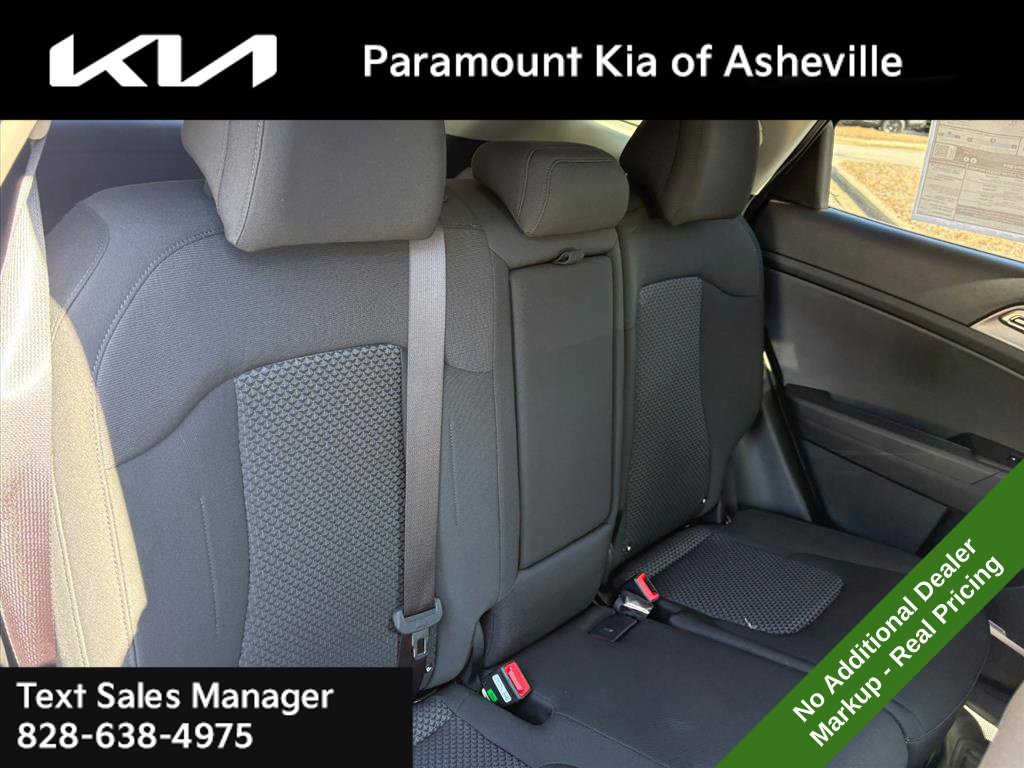 New 2027 Kia Sportage LX FWD image 21