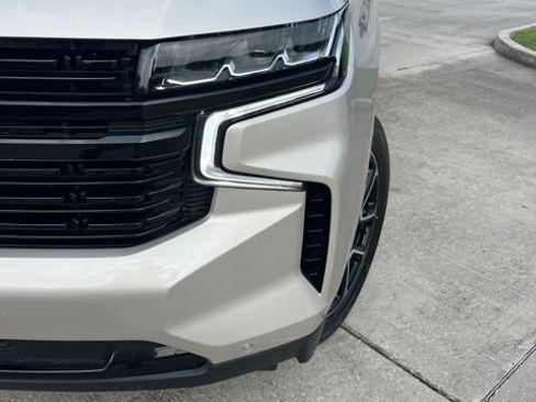 Used 2024 Chevrolet Tahoe RST w/ Luxury Package RWD image 12