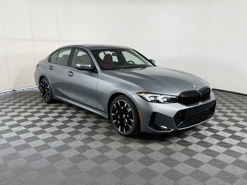 Used 2026 BMW 330i Sedan w/ M Sport Package RWD image 7