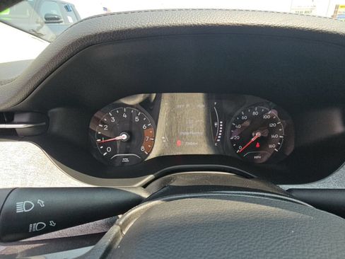 Used 2022 Jeep Compass Sport FWD image 15