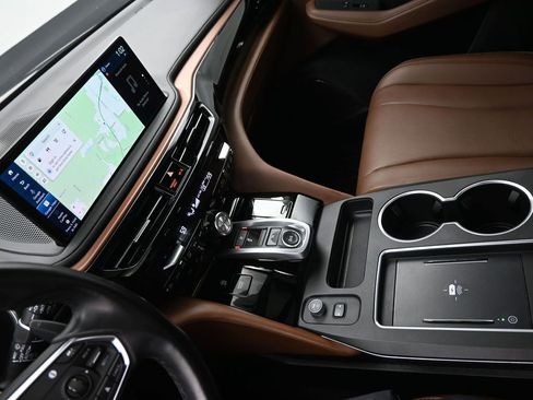 Used 2025 Acura MDX FWD w/ Technology Package image 19