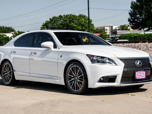 Used 2013 Lexus LS 460 w/ F-Sport Pkg RWD image 7