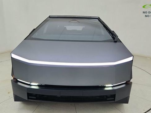 Used 2024 Tesla Cybertruck Cyberbeast AWD/4WD image 2