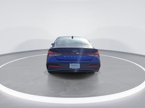 New 2026 Hyundai Elantra Sport image 7