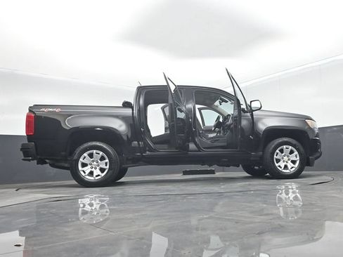 Used 2018 Chevrolet Colorado LT AWD/4WD image 75