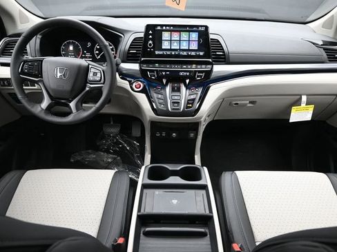 New 2026 Honda Odyssey Elite image 9
