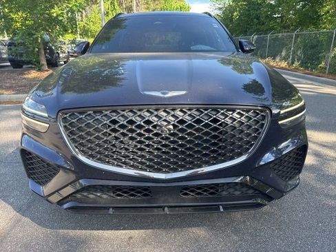 Used 2024 Genesis GV70 2.5T w/ Sport Prestige Package image 3