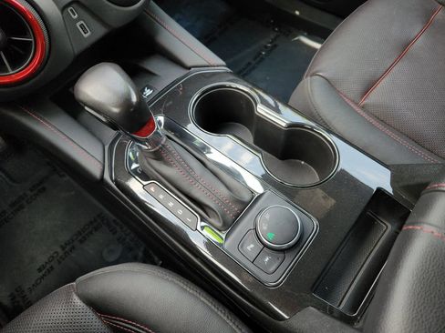 Used 2020 Chevrolet Blazer RS FWD image 21