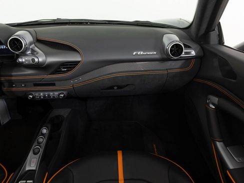 Used 2022 Ferrari F8 Tributo RWD image 40