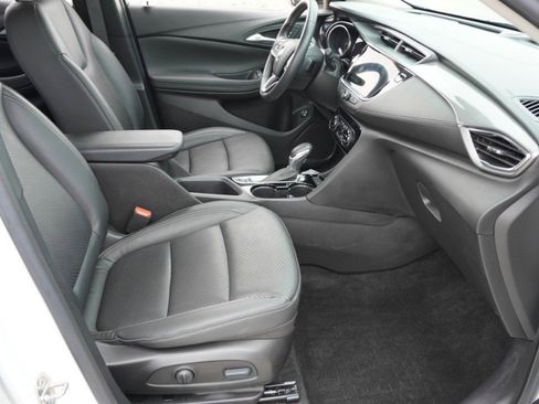 Used 2023 Buick Encore GX Essence w/ Experience Buick Package image 13