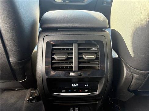 Used 2024 BMW X3 xDrive30i w/ Convenience Package image 17