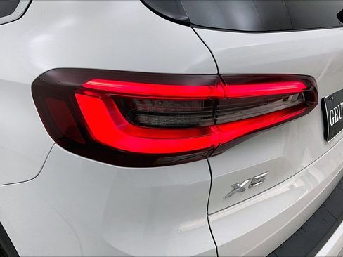 Used 2023 BMW X5 sDrive40i image 41