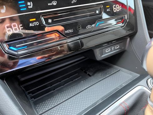 New 2025 Volkswagen Jetta GLI Autobahn image 19