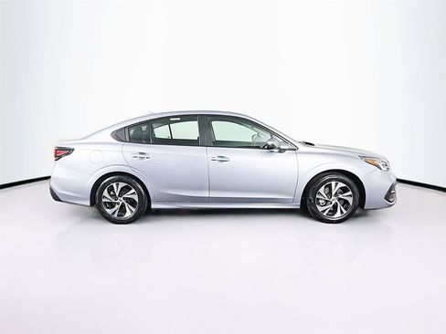 Used 2025 Subaru Legacy Premium AWD/4WD image 12
