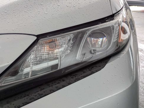 Used 2023 Toyota Camry SE FWD image 25
