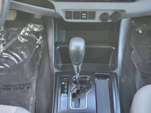 Used 2015 Toyota Tacoma PreRunner image 28