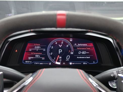 Used 2022 Chevrolet Corvette Stingray Premium Conv w/ Z51 Performance Package RWD image 13