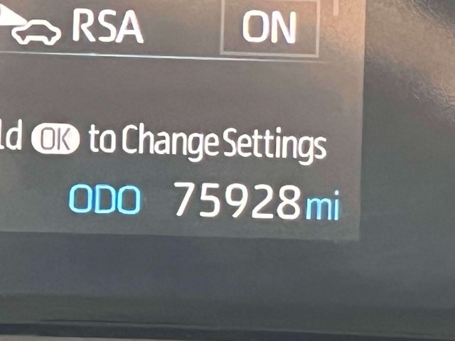 Used 2022 Toyota Sienna LE FWD image 27