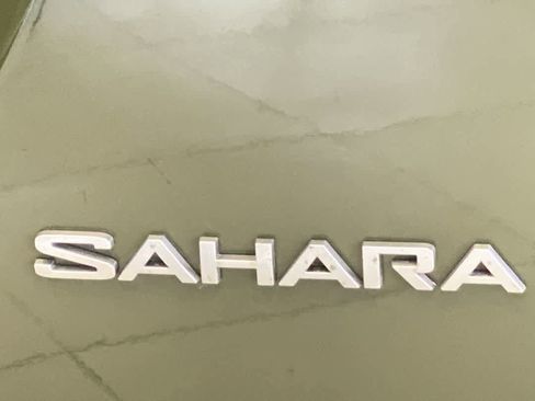 Used 2021 Jeep Wrangler Sahara w/ Cold Weather Group image 11