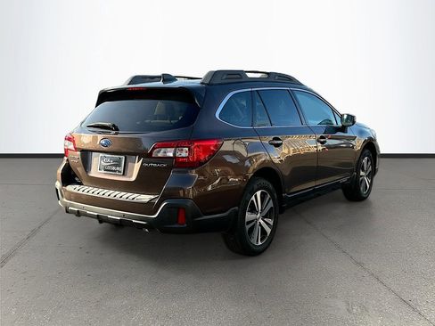 Used 2019 Subaru Outback 2.5i Limited w/ Popular Package #2 image 7