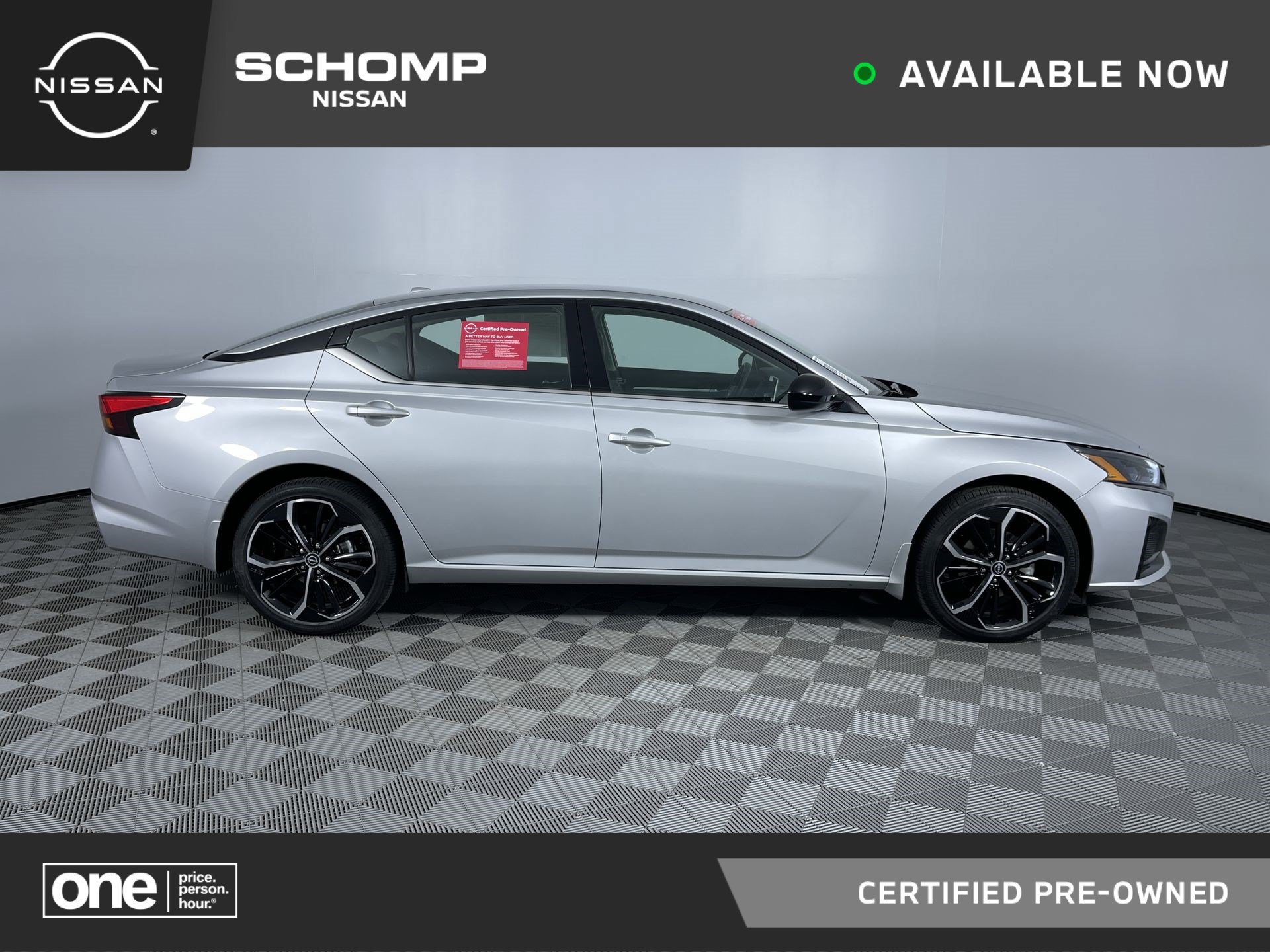 Certified 2025 Nissan Altima 2.5 SR AWD/4WD image 1