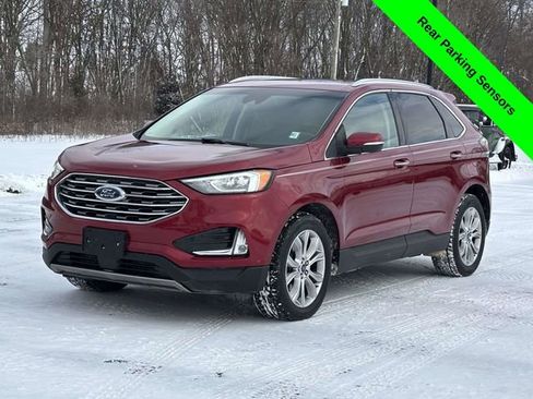 Used 2019 Ford Edge Titanium w/ Cold Weather Package image 34