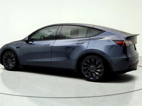 Used 2023 Tesla Model Y Performance AWD/4WD image 7