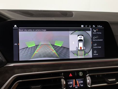 Used 2023 BMW X5 xDrive40i w/ M Sport Package image 6