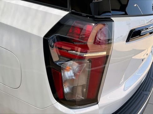 Certified 2024 Chevrolet Tahoe RST w/ RST Performance Edition AWD/4WD image 28