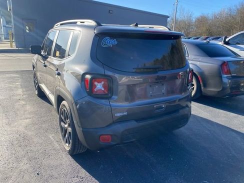 Used 2019 Jeep Renegade Altitude w/ Quick Order Package 2XM image 9