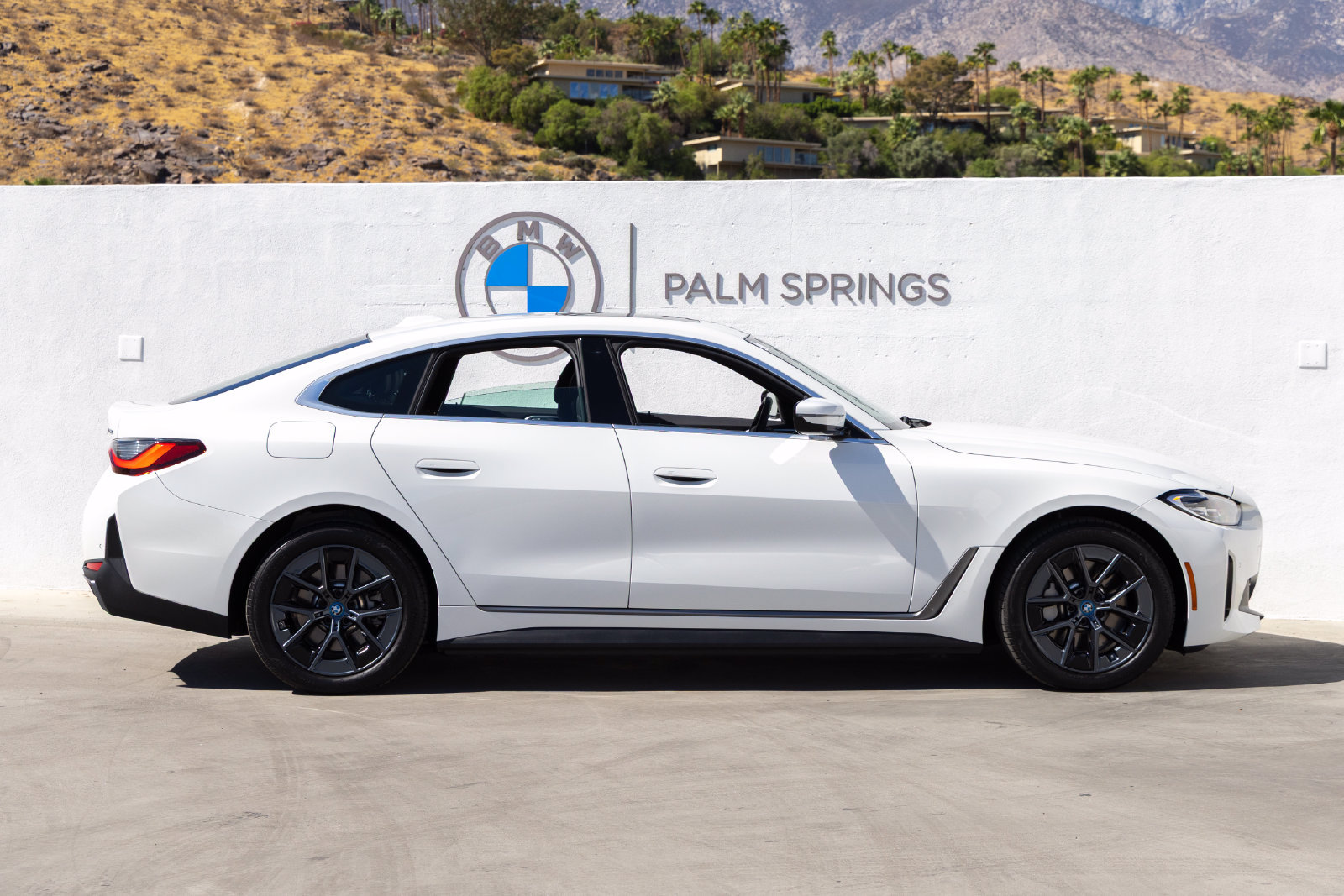 Certified 2024 BMW i4 eDrive35 w/ Convenience Package RWD image 6